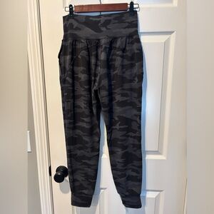 Athleta Salutation Jogger